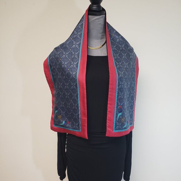 Silk Delta Stewardess Work Scarf - Picture 1 of 9